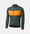 men_merino_long_sleeve_jersey_forest_green_essential_front_pedaled.jpeg