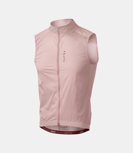 men-cycling-vest-windproof-bark-mirai-front-pedaled.jpg
