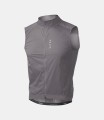 men-cycling-vest-windproof-darkgullgrey-mirai-front-pedaled.jpg