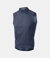 men-cycling-vest-windproof-totaleclipse-mirai-front-pedaled.jpg