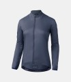women-cycling-jacket-windproof-totaleclipse-mirai-front-pedaled.jpg