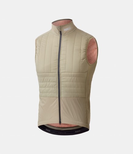 men-cycling-insulated-vest-beige-polartec-odyssey-front-pedaled.jpeg