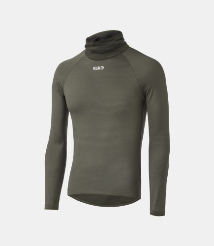 men-cycling-baselayer-deep-winter-grey-essential-front-pedaled.jpeg