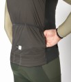 men-cycling-insulated-vest-grey-odyssey-back-pocket-pedaled.jpeg