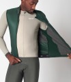 men-cycling-vest-alpha-green-essential-front-open-pedaled.jpeg
