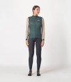 women-cycling-insulated-vest-green-essential-total-body-front-pedaled.jpeg