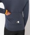 men-cycling-jersey-merino-long-sleeve-navy-essential-back-pocket-pedaled.jpeg