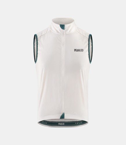 men-cycling-vest-windproof-white-essential-front-pedaled.jpeg