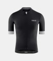 men-cycling-jersey-black-essential-front-pedaled.jpeg