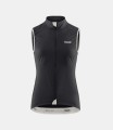 women-cycling-vest-windproof-black-essential-front-pedaled.jpeg