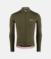 men-cycling-merino-long-sleeve-jersey-green-element-front-pedaled.jpeg