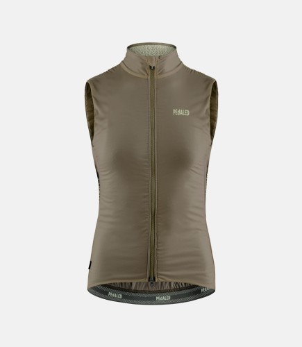 women-cycling-insulated-vest-green-polartec-element-front-pedaled.jpeg