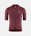 men-cycling-lightweight-jersey-burgundy-element-front-pedaled.jpeg
