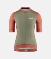 women-cycling-jersey-brick-red-element-front-pedaled.jpeg
