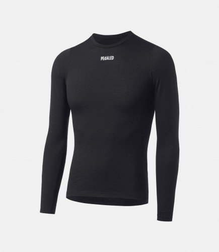 men-cycling-longsleeve-baselayer-merino-black-essential-front-pedaled.jpeg