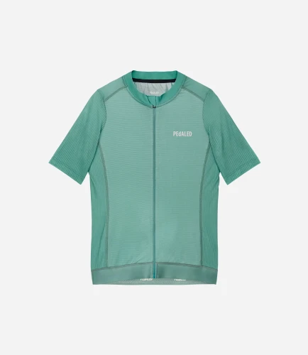 women-cycling-mesh-jersey-stormy-sea-element-front-pedaled.webp