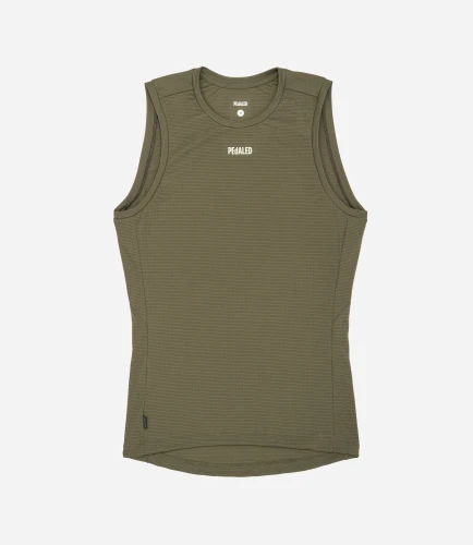 men-base-layer-powerdry-military-green-odyssey-front-pedaled.webp