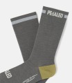 cycling-socks-reflective-dark-grey-odyssey-detail-pedaled.jpg