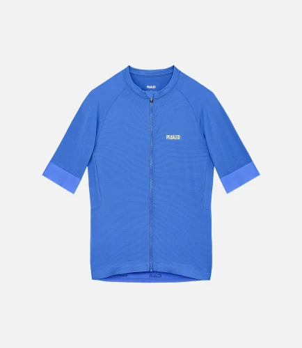 women-cycling-lightweight-jersey-blue-element-front-pedaled.jpg