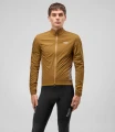 27WAJEL41PE_02_men-cycling-jacket-alpha-mustard-element-total-body-front-pedaled_a91520c7-1ce6-41e0-8c6e-96217914d748.webp