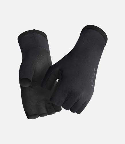 men-cycling-gloves-black-mirai-pedaled.jpg