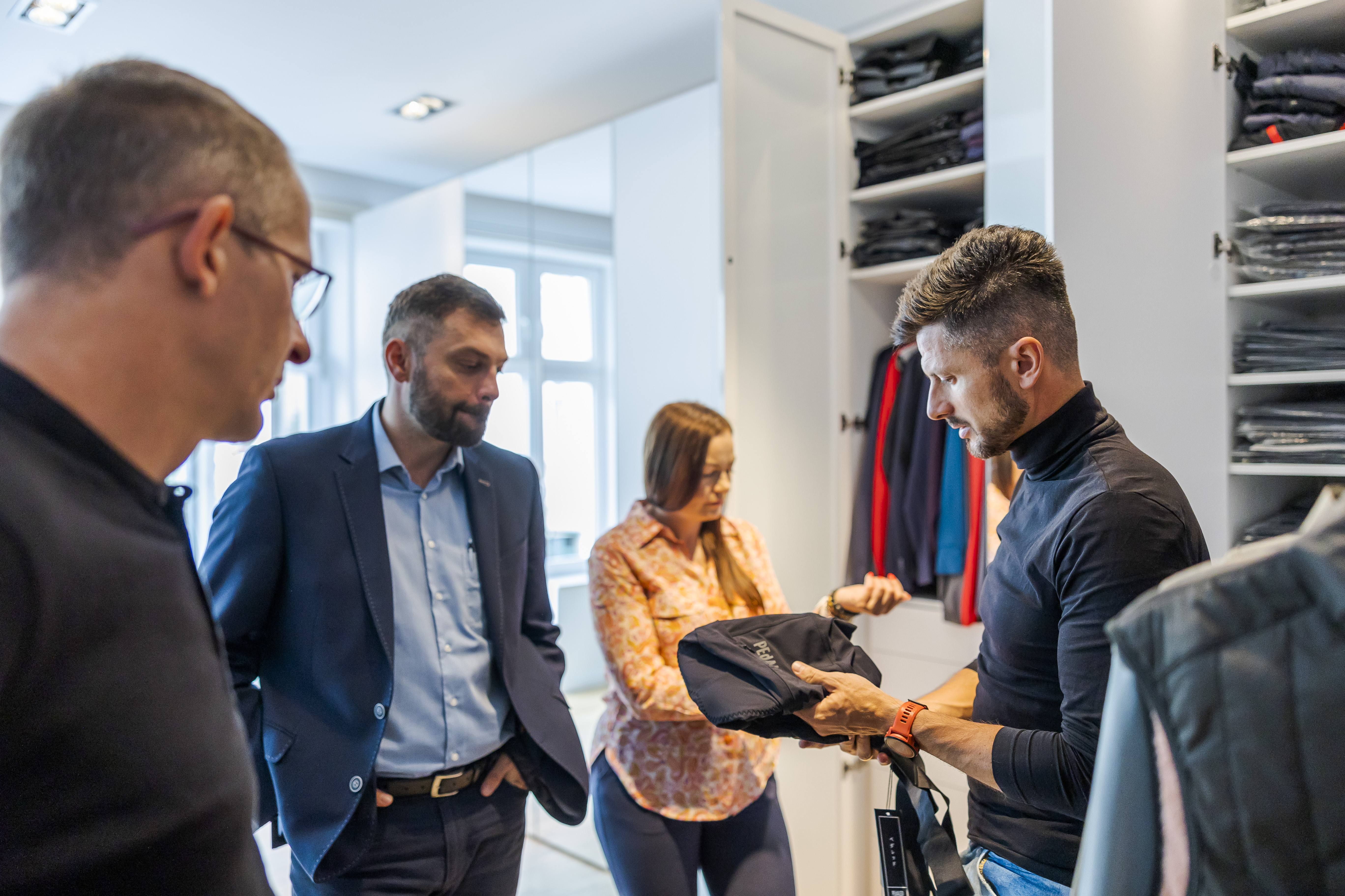 Wnętrze showroomu Ultradventure w Krakowie
